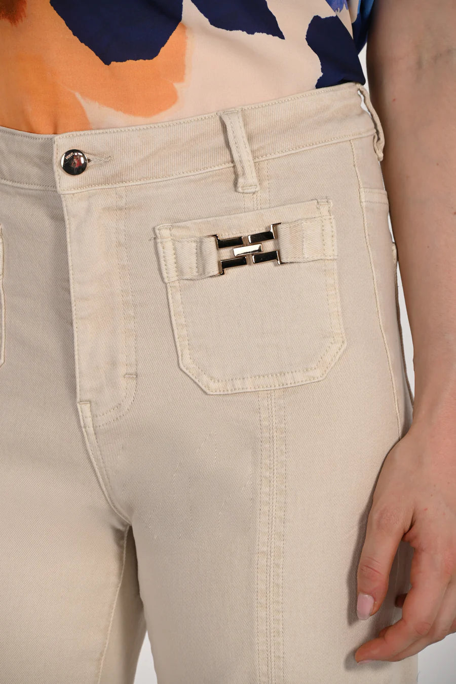 Frank Lyman Ivory Jeans by The Nook