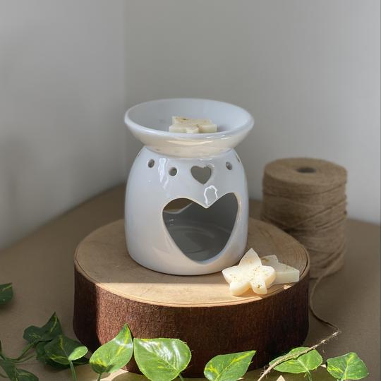 White Heart Wax Ceramic Burner by Ivy & Twine