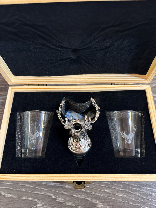 Stag Drinks Pourer & Shot Glass Set by Selbrae House