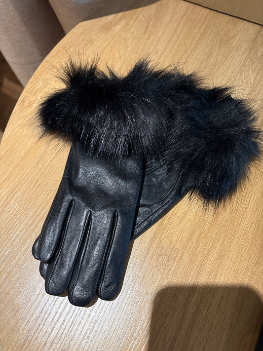 Fur Gloves - Black - Small - The Nook
