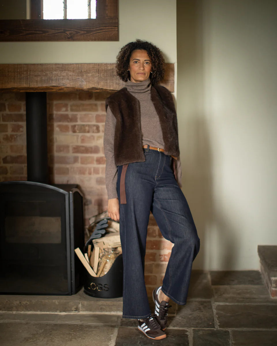 Felicity Gilet in Cappuccino by The Nook