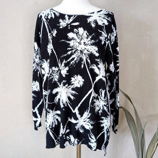 Soft touch tropical tree print jumper (M) by The Nook