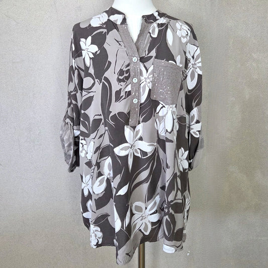 Light Flowers and Dark Leaves print  Shirt - Taupe The Nook
